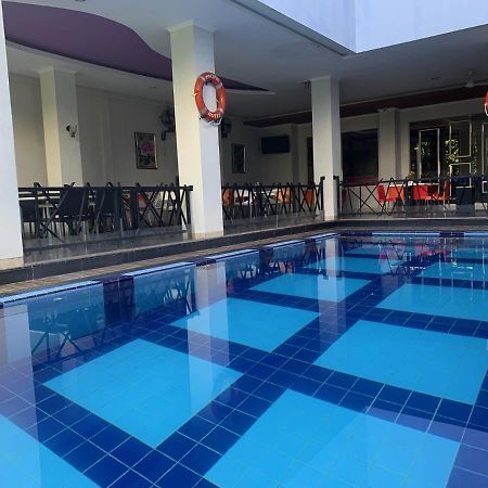 Pacific Hotel Ambon Eksteriør bilde
